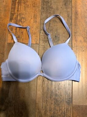 Women’s Victoria’s Secret Pink light blue wear everywhere bra size small